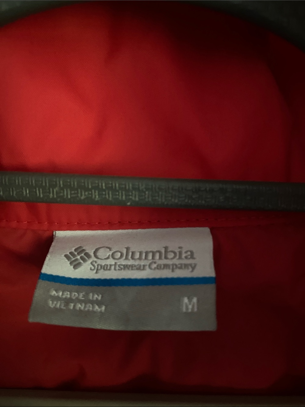 Columbia Switchback III Women's Red Hooded Lightweight Shell Jacket - Picture 2 of 9